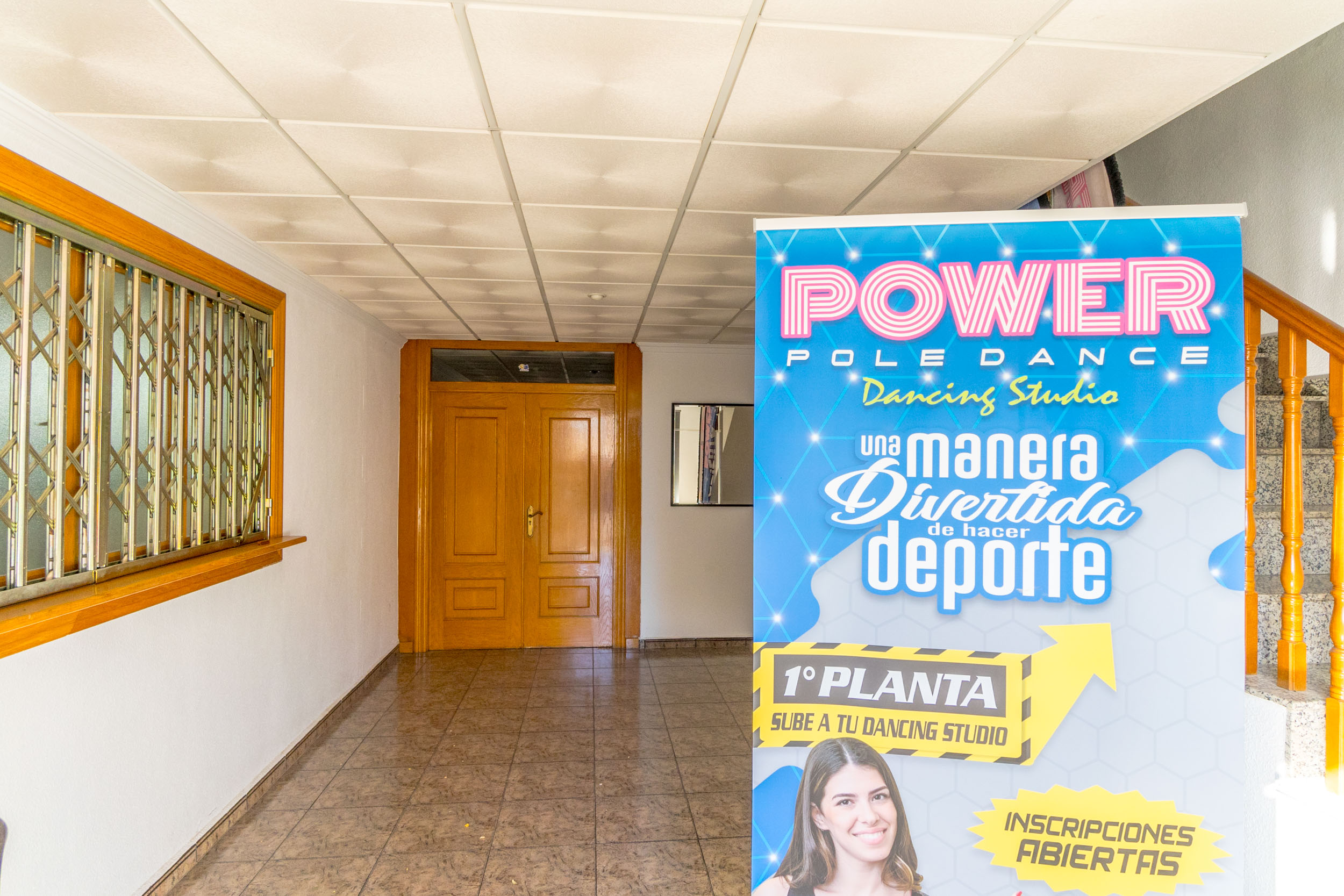 3405-03891. Dance and Pole Dance Academy in Pilar de la Horadada